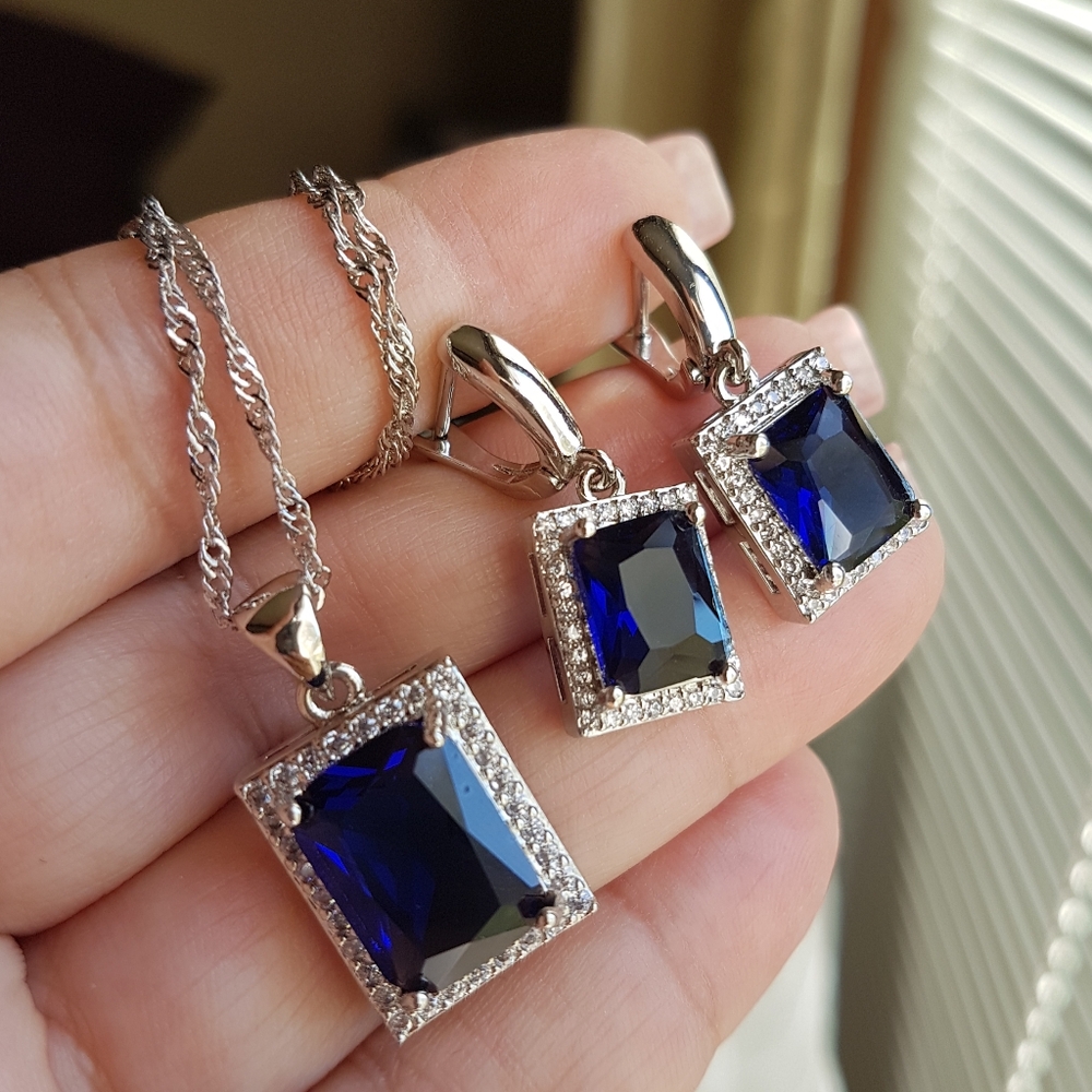 Swarovski Elements 925 Sterling Silver Emerald-cut Blue Pendant Necklace NEW - Picture 11 of 17